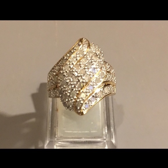 White Diamonds (Kay Jewelers) - Picture 4 of 7